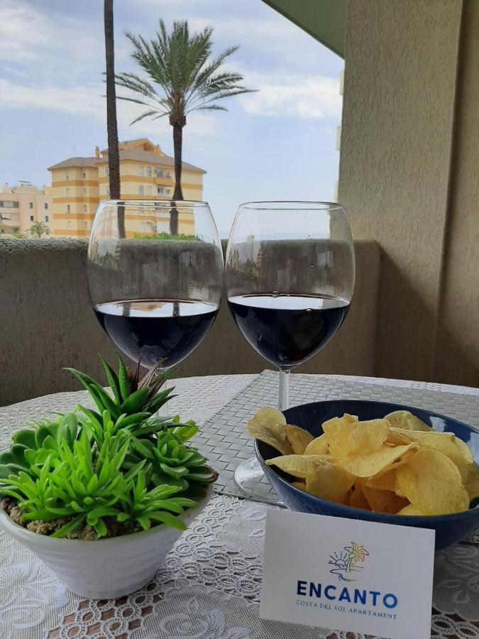 Encanto Costa Del Sol Benal Beach Monolocale Suite Vista Mare Benalmádena Exteriör bild